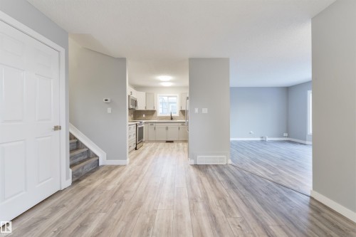 7103 188 Street, Edmonton, AB - Indoor Photo Showing Other Room
