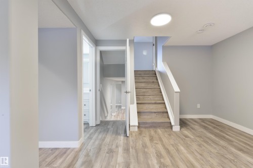 7103 188 Street, Edmonton, AB - Indoor Photo Showing Other Room