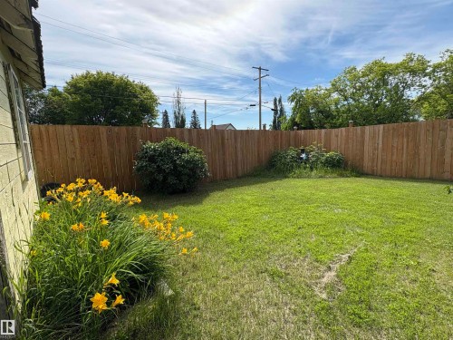 Yard - 5117 52 Avenue, Elk Point, AB - Outdoor