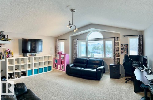 5112 159 Avenue, Edmonton, AB - Indoor Photo Showing Other Room