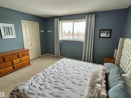 5112 159 Avenue, Edmonton, AB - Indoor Photo Showing Bedroom