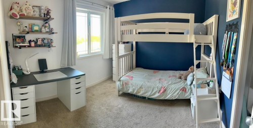 5112 159 Avenue, Edmonton, AB - Indoor Photo Showing Bedroom