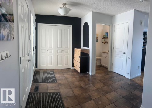 5112 159 Avenue, Edmonton, AB - Indoor Photo Showing Other Room