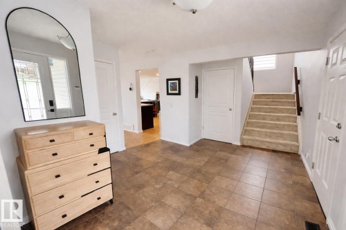 5112 159 Avenue, Edmonton, AB - Indoor Photo Showing Other Room