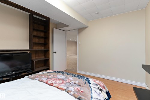 3742 53 Street, Wetaskiwin, AB - Indoor Photo Showing Bedroom