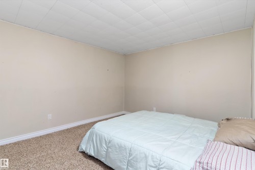 3742 53 Street, Wetaskiwin, AB - Indoor Photo Showing Bedroom