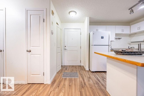 316 10535 122 Street, Edmonton, AB - Indoor Photo Showing Kitchen