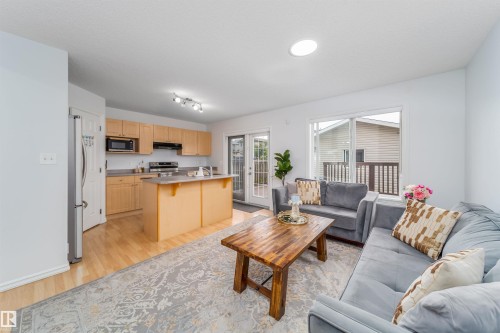 15920 38 Street, Edmonton, AB - Indoor