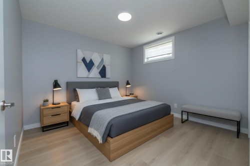 8008 159 Street, Edmonton, AB - Indoor Photo Showing Bedroom