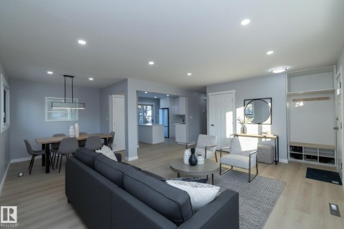 8008 159 Street, Edmonton, AB - Indoor Photo Showing Living Room