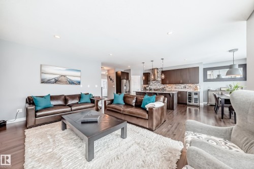 2117 69A Street, Edmonton, AB - Indoor Photo Showing Living Room