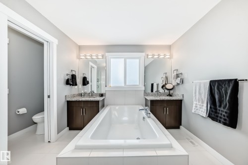 2117 69A Street, Edmonton, AB - Indoor Photo Showing Bathroom