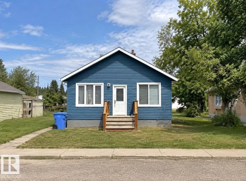 5222 50 Street, Willingdon, AB - Outdoor