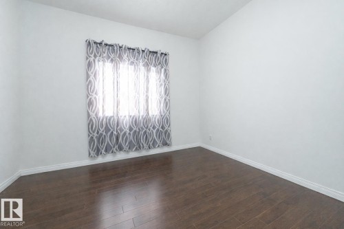 5222 50 Street, Willingdon, AB - Indoor Photo Showing Other Room