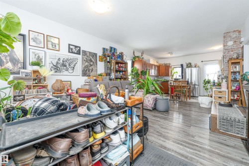 5222 50 Street, Willingdon, AB - Indoor