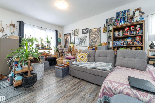 5222 50 Street, Willingdon, AB - Indoor Photo Showing Living Room