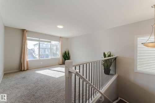 3241 Abbott Crescent, Edmonton, AB - Indoor Photo Showing Other Room