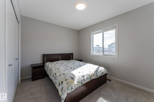 3241 Abbott Crescent, Edmonton, AB - Indoor Photo Showing Bedroom