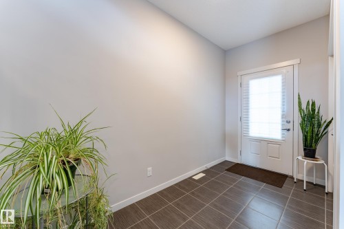 3241 Abbott Crescent, Edmonton, AB - Indoor Photo Showing Other Room