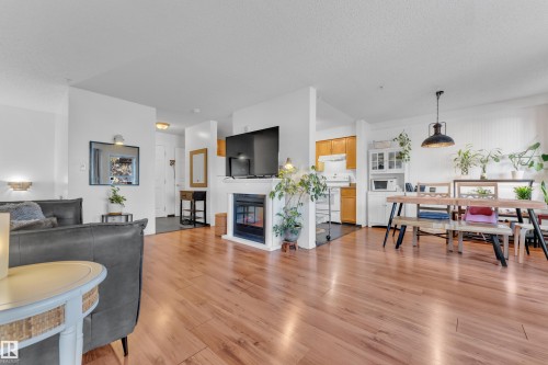 114 105 Mckenney Ave NW  St. Albert, AB T8N 2Y2