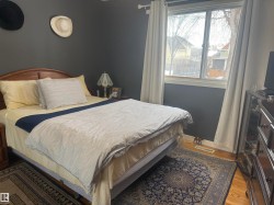 Upstairs 2nd Bedroom - 