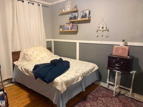 Upstairs 2nd Bedroom - 12032 55 Street Nw, Edmonton, AB - Indoor Photo Showing Bedroom