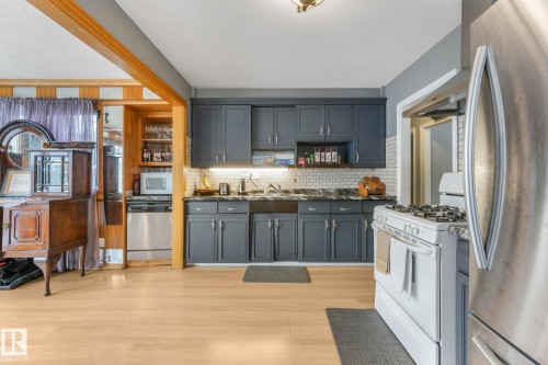 12032 55 Street Nw, Edmonton, AB - Indoor Photo Showing Kitchen With Stainless Steel Kitchen With Upgraded Kitchen