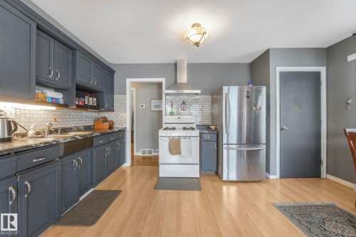 12032 55 Street Nw, Edmonton, AB - Indoor Photo Showing Kitchen