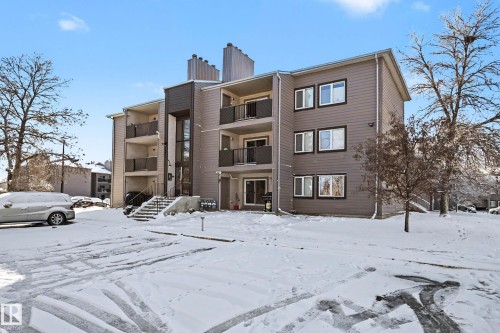 105 45 Akins Drive  St. Albert, AB T8N 3M6