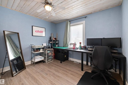 10536 162 Street, Edmonton, AB - Indoor Photo Showing Office