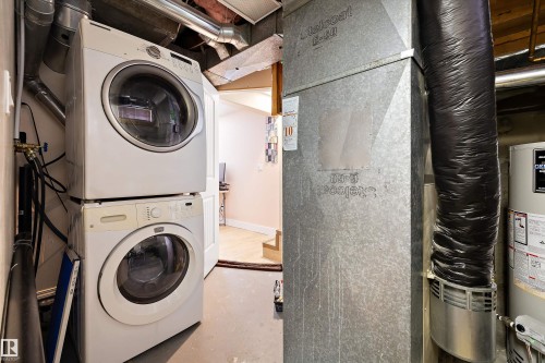 10536 162 Street, Edmonton, AB - Indoor Photo Showing Laundry Room