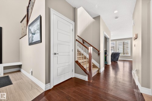 5204 Rue Eaglemont, Beaumont, AB - Indoor Photo Showing Other Room