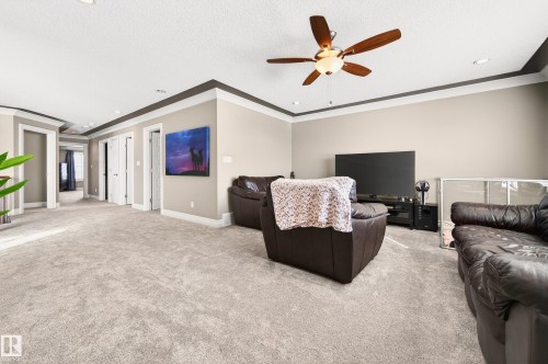 5204 Rue Eaglemont, Beaumont, AB - Indoor