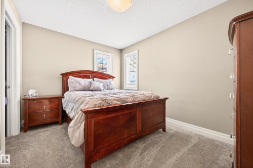 5204 Rue Eaglemont, Beaumont, AB - Indoor Photo Showing Bedroom
