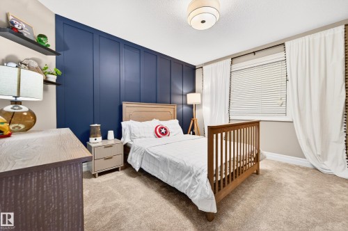 5204 Rue Eaglemont, Beaumont, AB - Indoor Photo Showing Bedroom