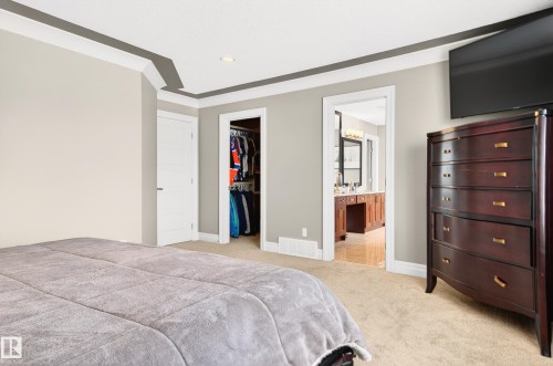 5204 Rue Eaglemont, Beaumont, AB - Indoor Photo Showing Bedroom