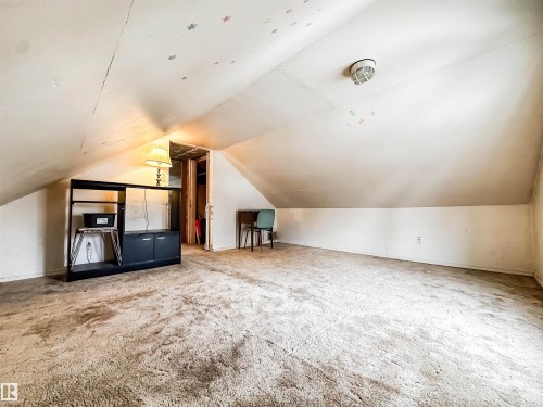 11345 93 Street, Edmonton, AB - Indoor Photo Showing Other Room