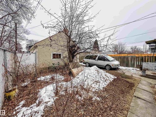 11345 93 Street, Edmonton, AB - Outdoor