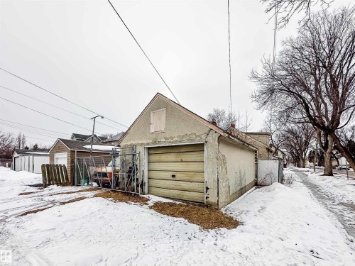 11345 93 Street, Edmonton, AB - Outdoor