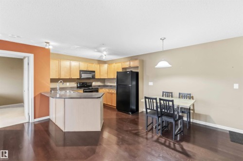 314 13830 150 Avenue, Edmonton, AB - Indoor Photo Showing Kitchen
