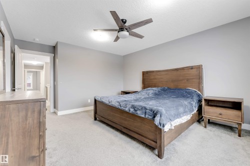 2987 Chokecherry Common, Edmonton, AB - Indoor Photo Showing Bedroom