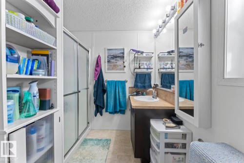 4606 Labrador Road, Cold Lake, AB - Indoor