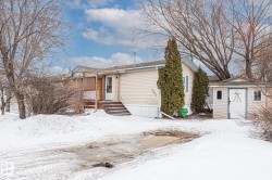 2863 lakeside close  Edmonton, AB T5S 1T5