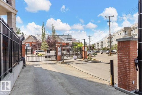 1103 9020 Jasper Avenue, Edmonton, AB - Outdoor