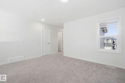 15851 22 Avenue, Edmonton, AB - Indoor Photo Showing Other Room