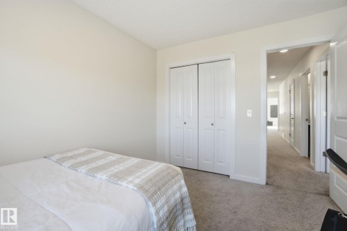 15851 22 Avenue, Edmonton, AB - Indoor Photo Showing Bedroom