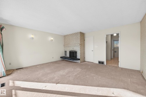 3626 103B Street, Edmonton, AB - Indoor