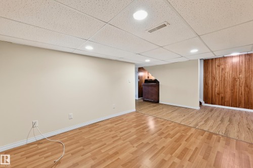 3626 103B Street, Edmonton, AB - Indoor