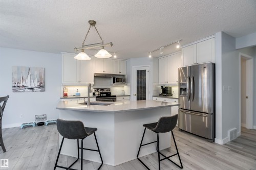 66 Bridgeport Wynd, Leduc, AB - Indoor Photo Showing Kitchen