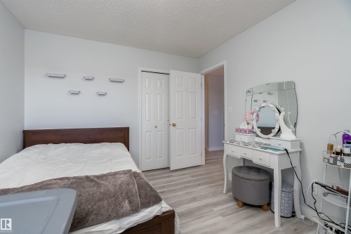 66 Bridgeport Wynd, Leduc, AB - Indoor Photo Showing Bedroom